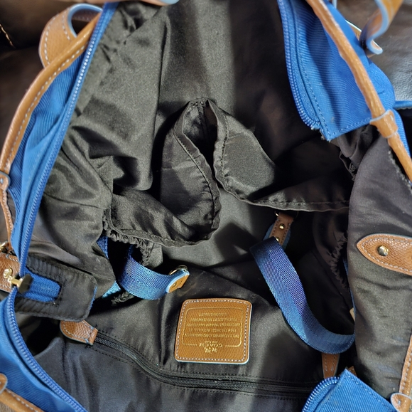 Coach Sawyer Signature Purse Handbag - Picture 12 of 14